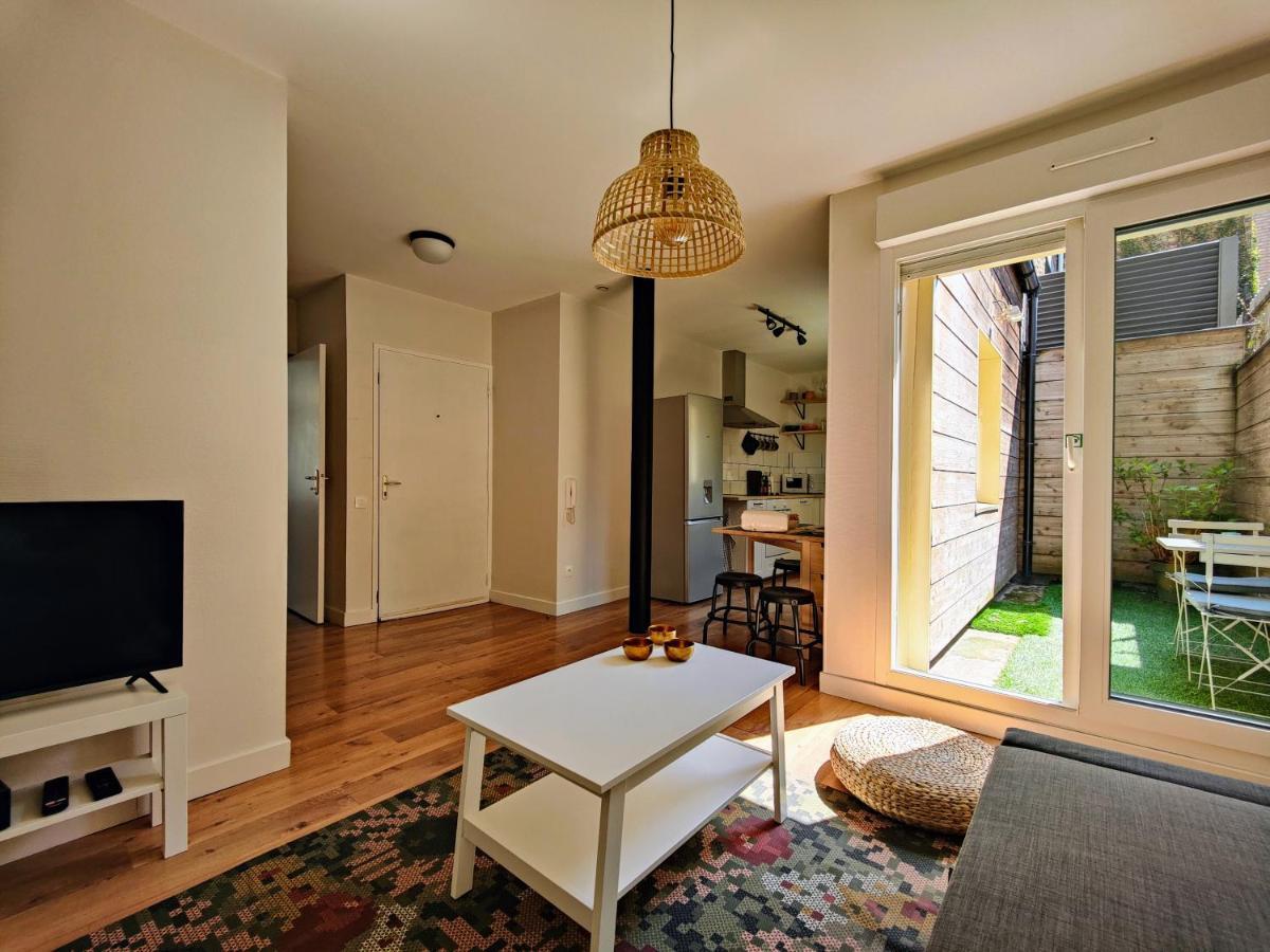 Le Bienvenu - T2 Avec Terrasse Au Coeur De Malo Apartment Dunkirk Bagian luar foto