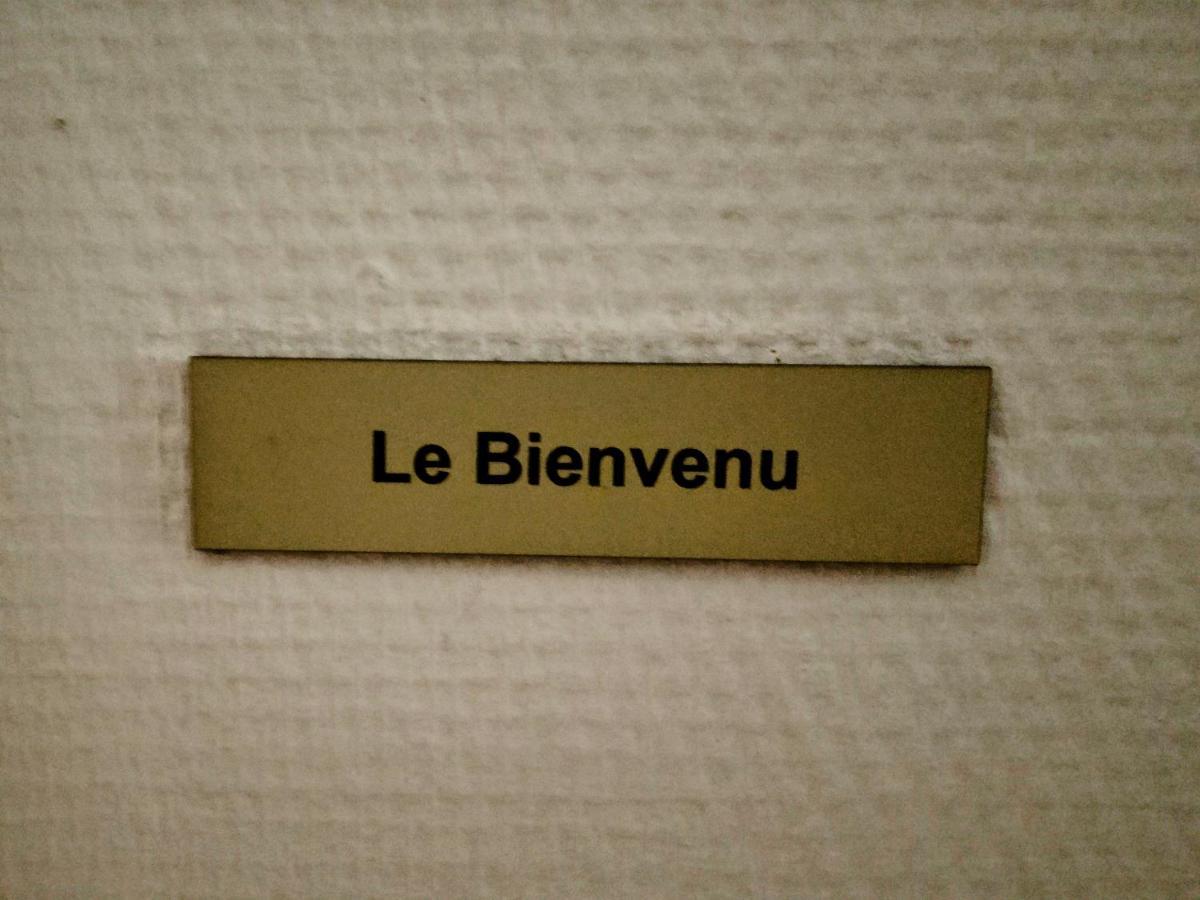 Le Bienvenu - T2 Avec Terrasse Au Coeur De Malo Apartment Dunkirk Bagian luar foto